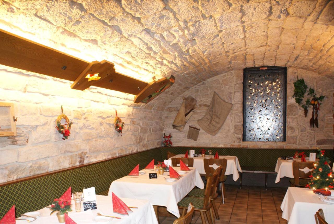 Hotel-Restaurant Und Gaestehaus Loewen Süßen Екстериор снимка